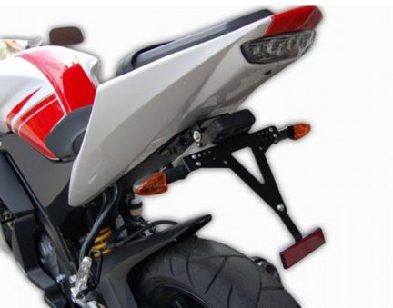 Držák SPZ YAMAHA YZF 125R 08-13, nastavitelný, černý, s držákem odrazky